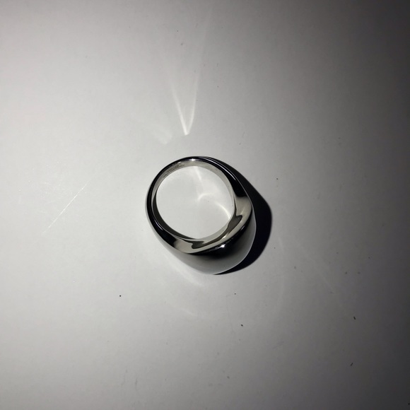 Large dome ring size 8 - Picture 5 of 8